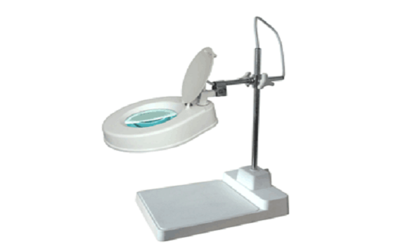 Magnifying Lamp